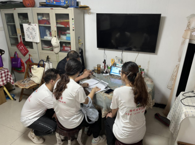 【紫牛新聞】徐州醫(yī)科大學醫(yī)學信息與工程學院:智慧醫(yī)療志愿行 科技護航健康夢